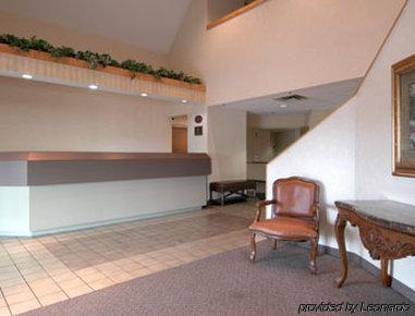 Hotel Airport Lodging Pittsburgh Airport 2*