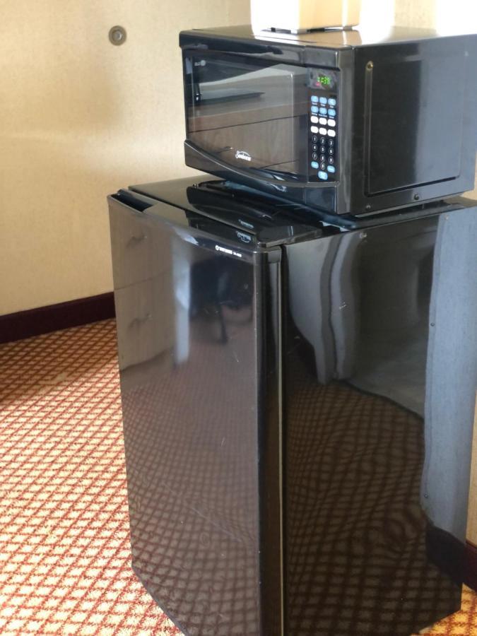 Hotel Airport Lodging Pittsburgh Airport 2*